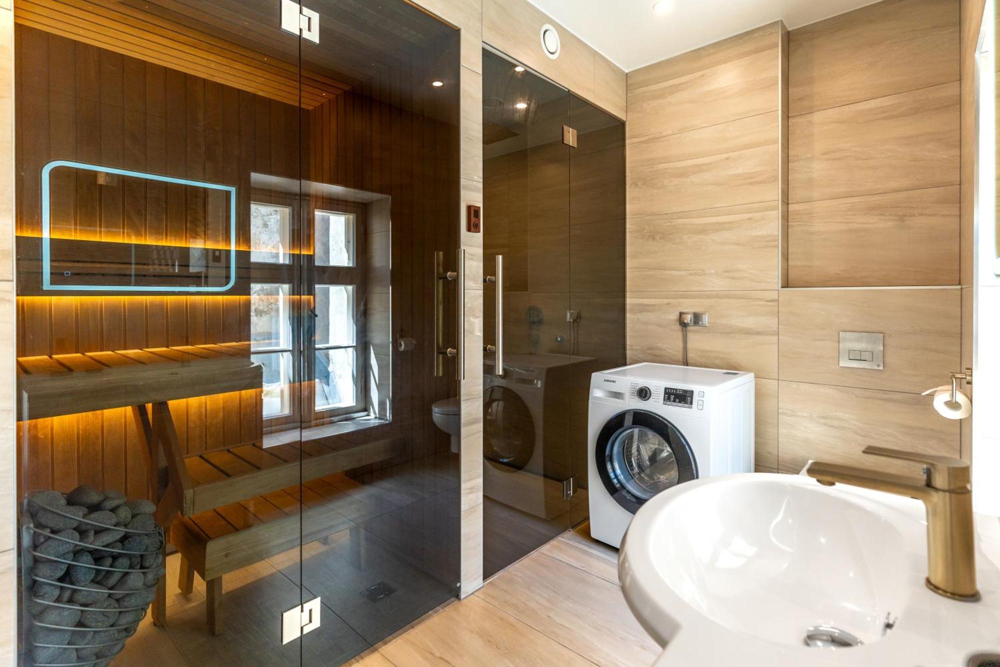 2br 95m2 In Old Town With Free Parking And Sauna! *